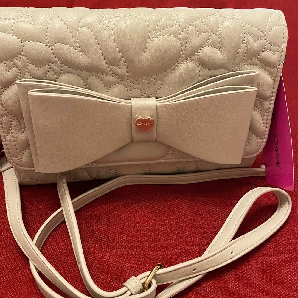 NWT Betsey Johnson Sand, Bow Crossbody Purse